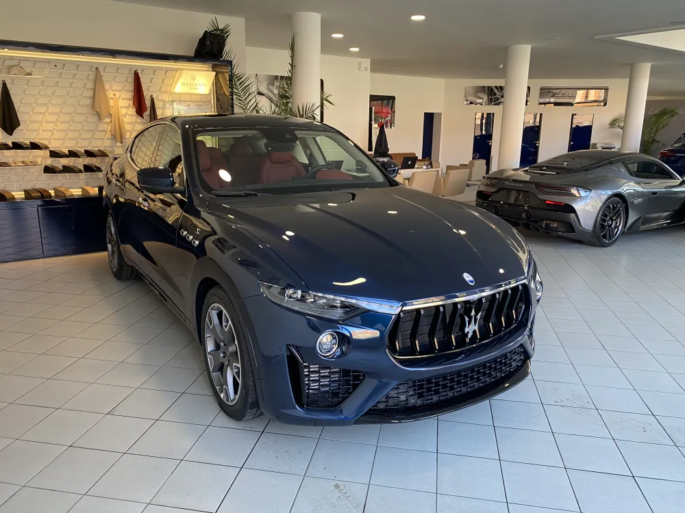 Maserati Levante foto 3