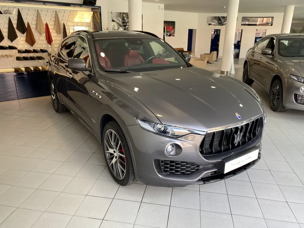 Maserati Levante foto 3