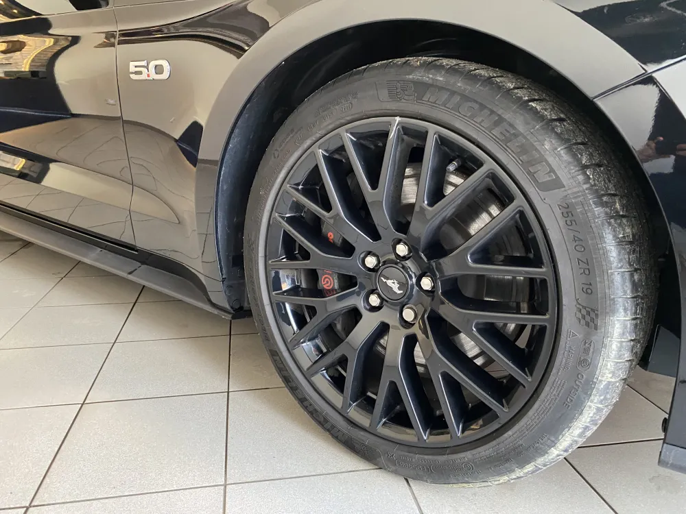 Ford Mustang GT V8 foto 8