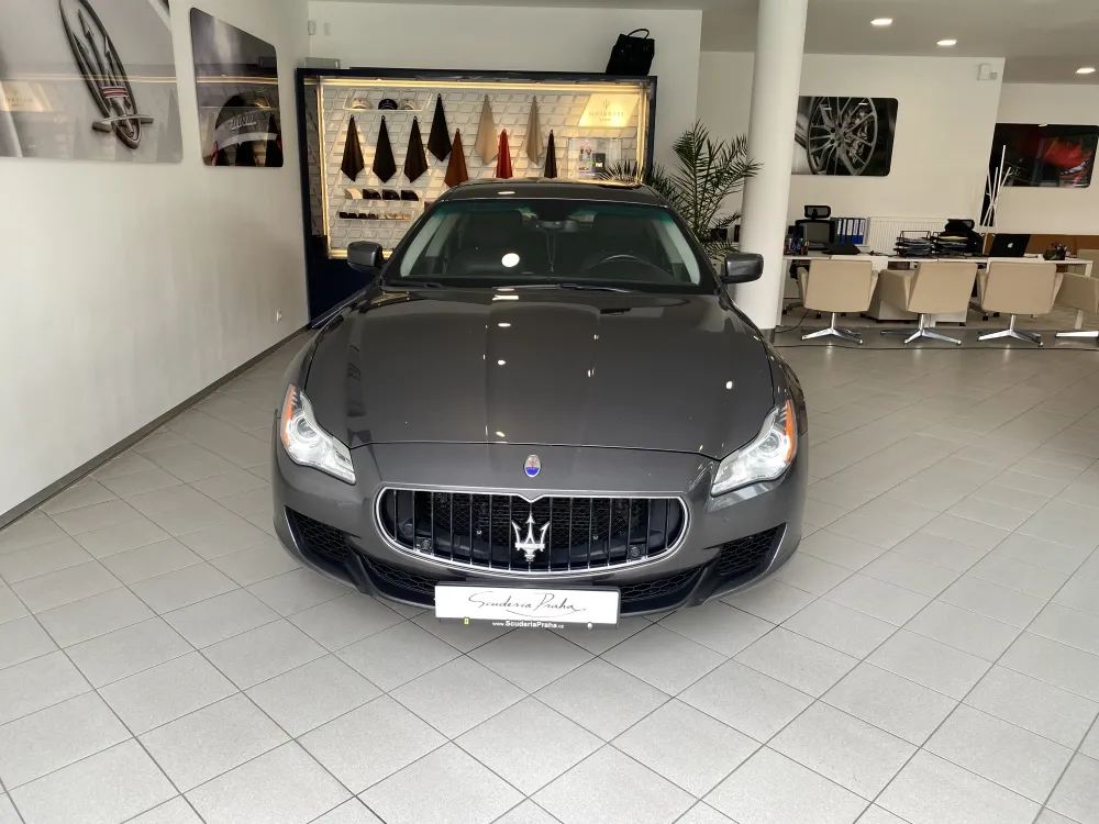 Maserati Quattroporte foto 2