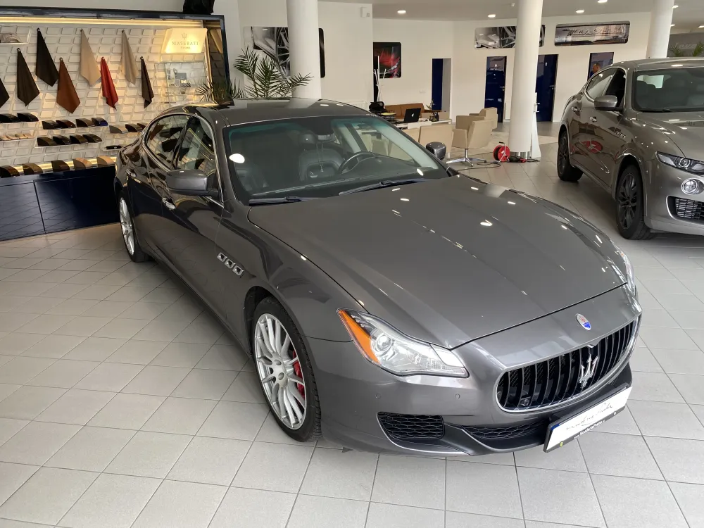 Maserati Quattroporte foto 3
