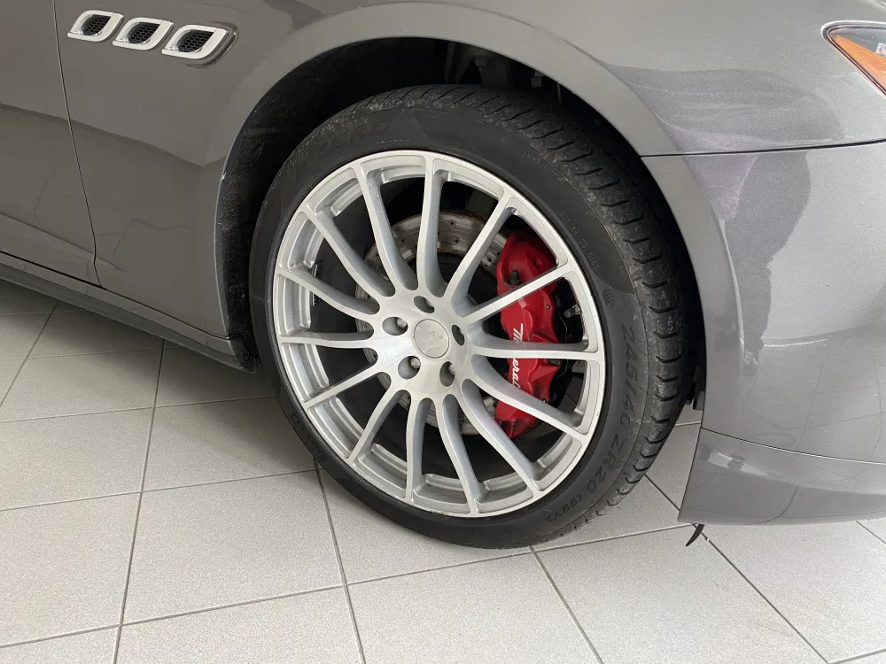 Maserati Quattroporte foto 5
