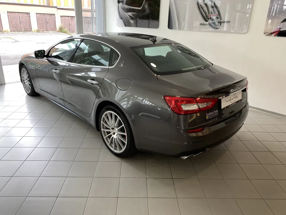 Maserati Quattroporte foto 8