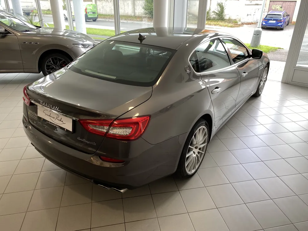 Maserati Quattroporte foto 6