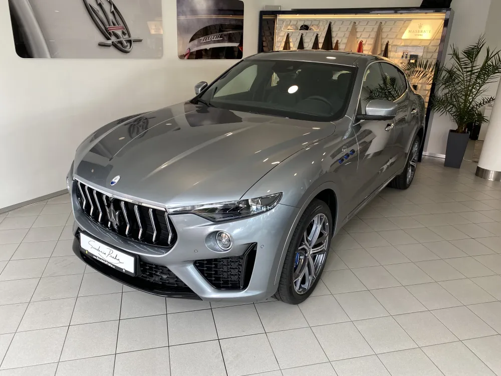 Maserati Levante foto 1