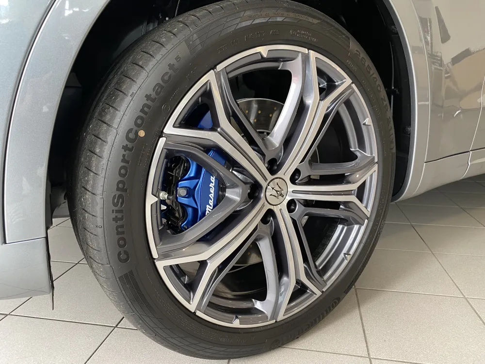 Maserati Levante foto 5