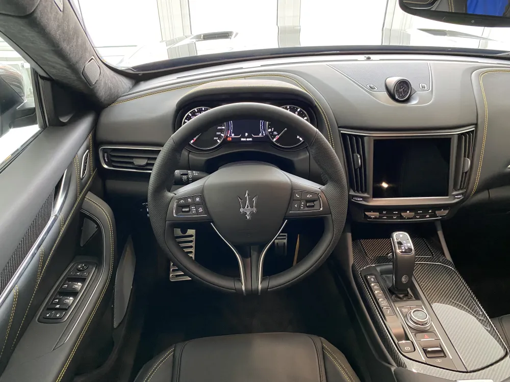 Maserati Levante foto 12