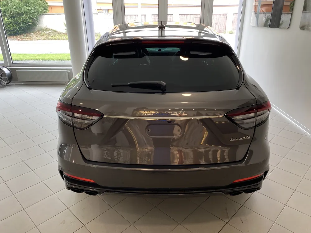 Maserati Levante foto 7