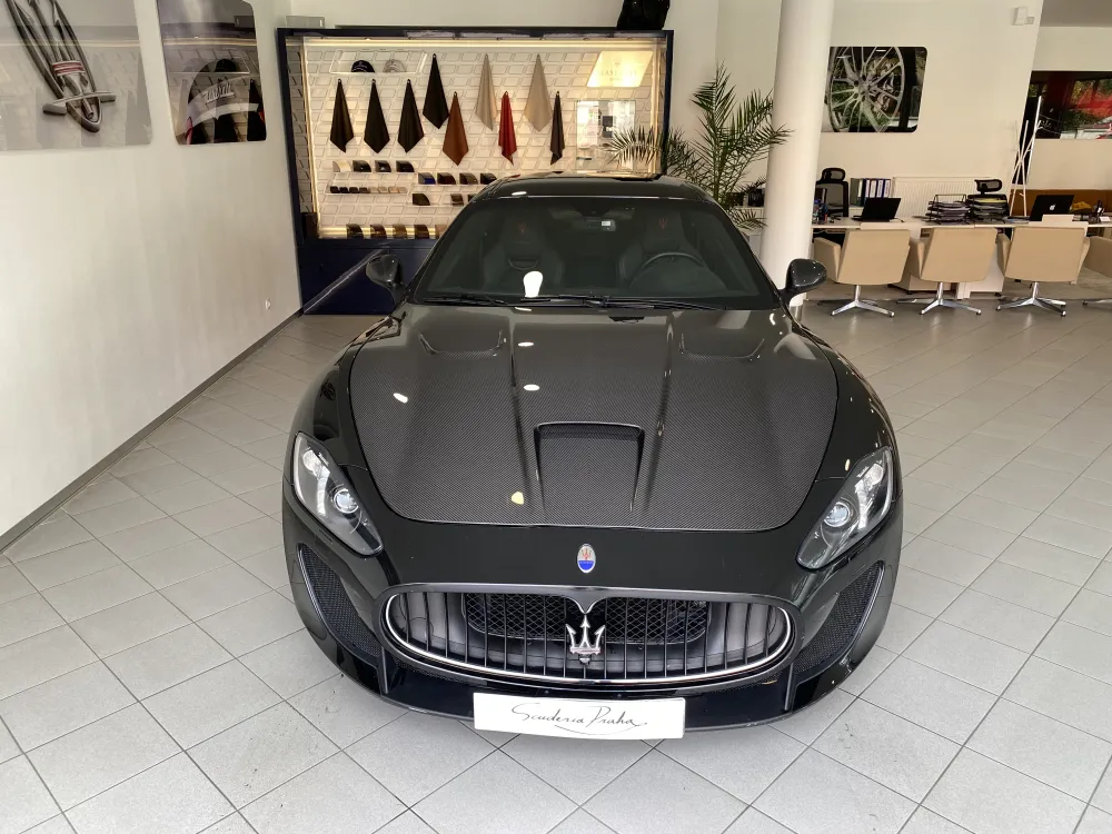 Maserati GranTurismo foto 2