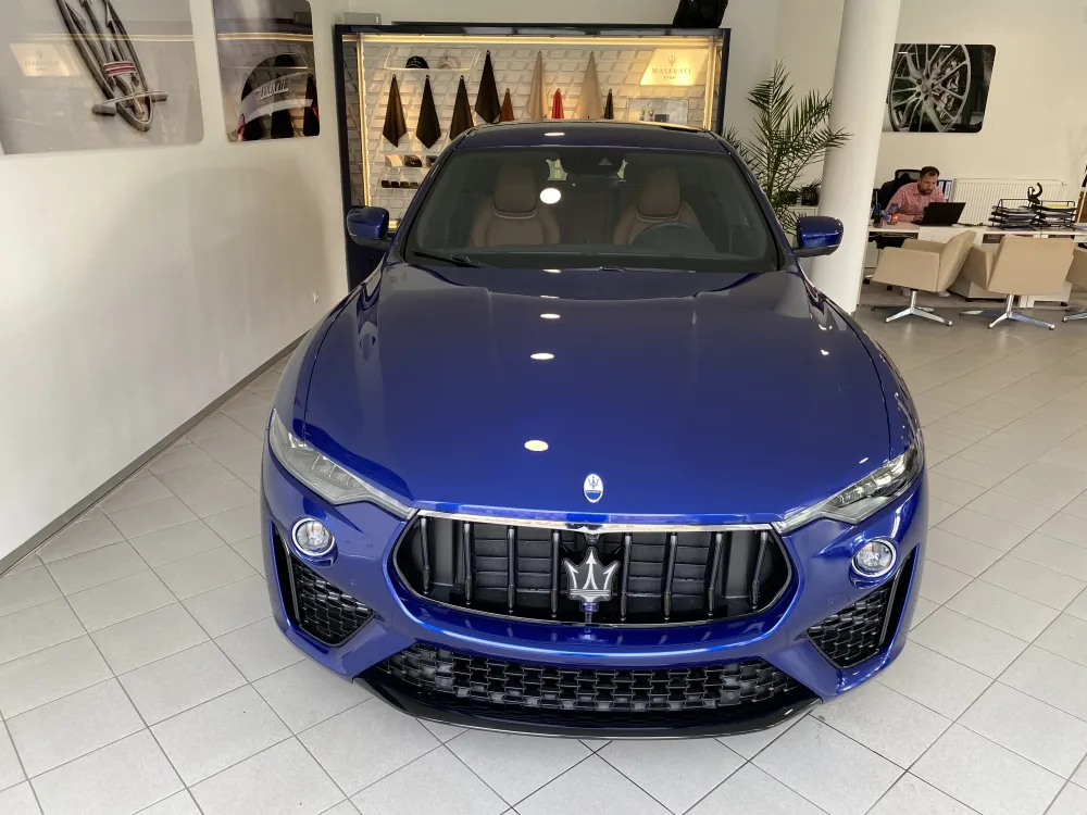 Maserati Levante foto 2