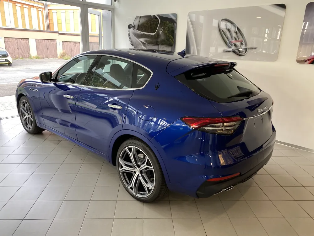 Maserati Levante foto 4