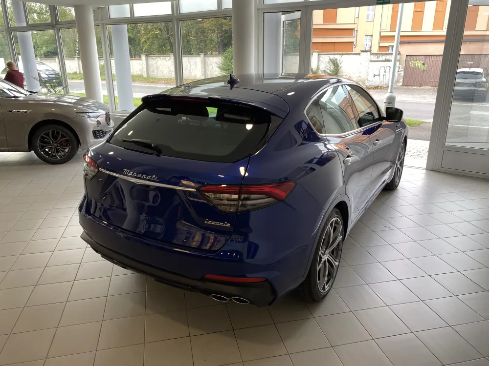 Maserati Levante foto 6