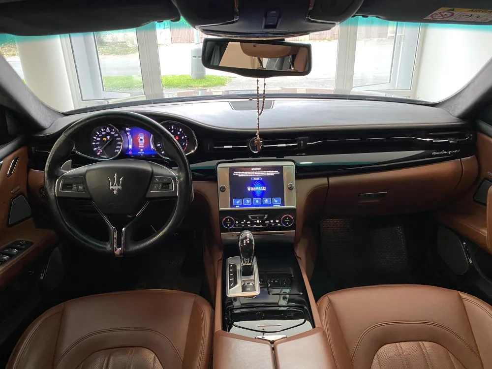 Maserati Quattroporte foto 13