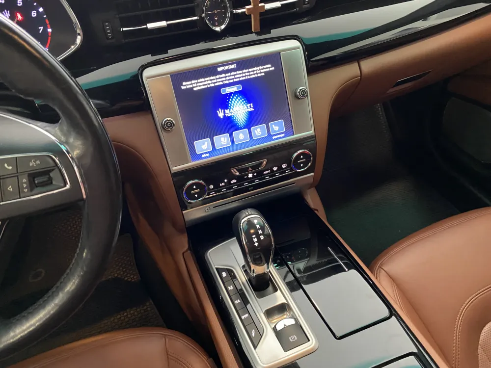 Maserati Quattroporte foto 14