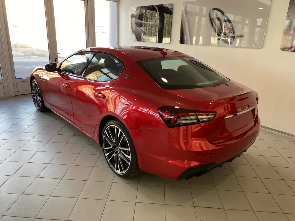 Maserati Ghibli foto 4
