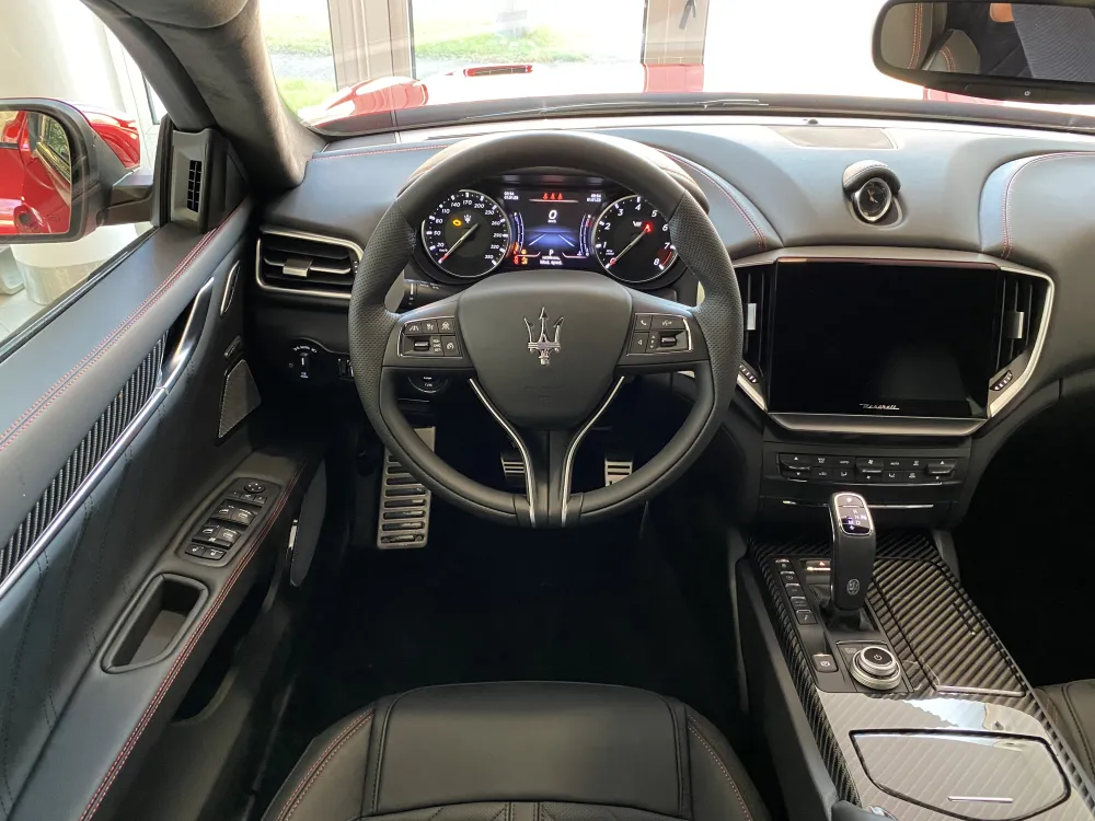 Maserati Ghibli foto 13