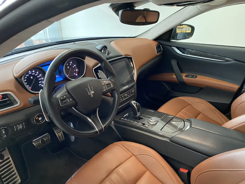 Maserati Ghibli foto 8