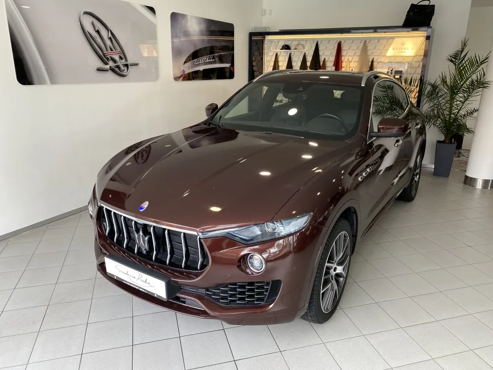 Maserati Levante foto 1