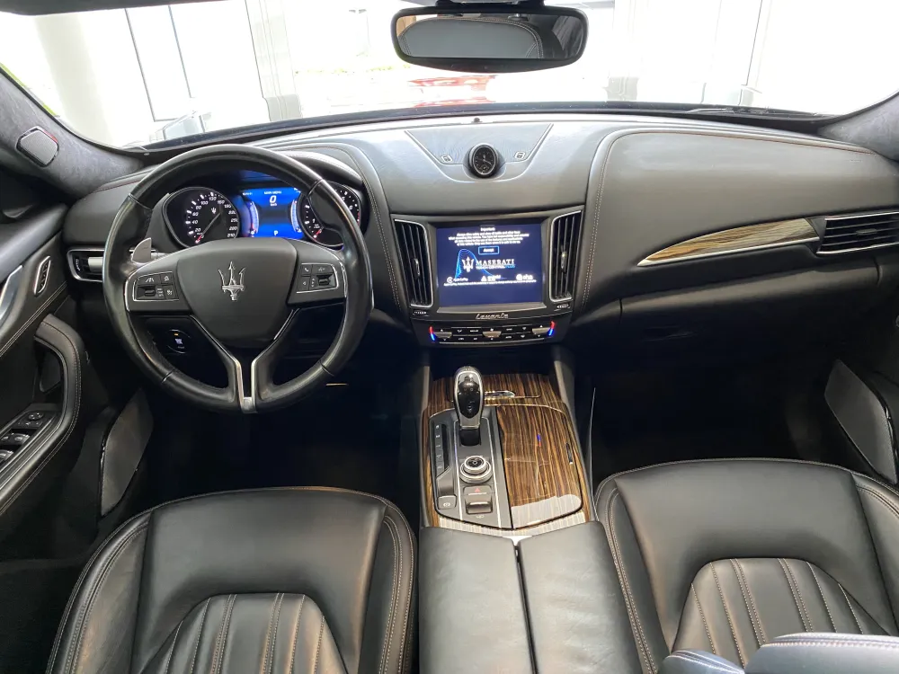 Maserati Levante foto 11