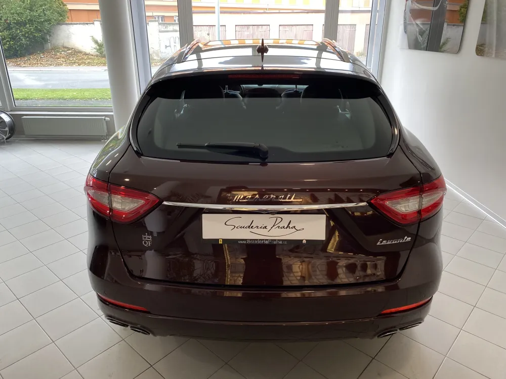 Maserati Levante foto 5