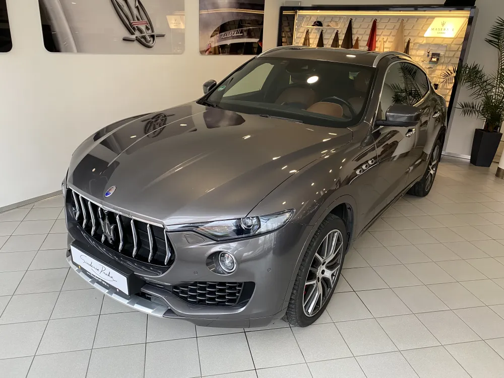 Maserati Levante foto 1