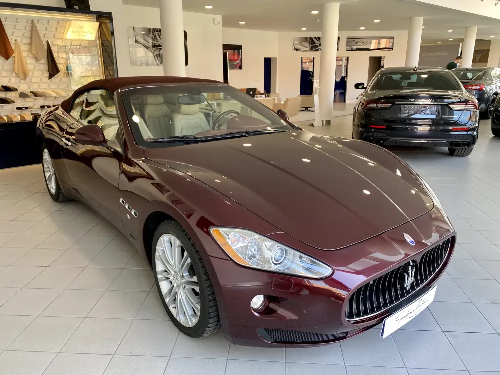 Maserati GranCabrio foto 3