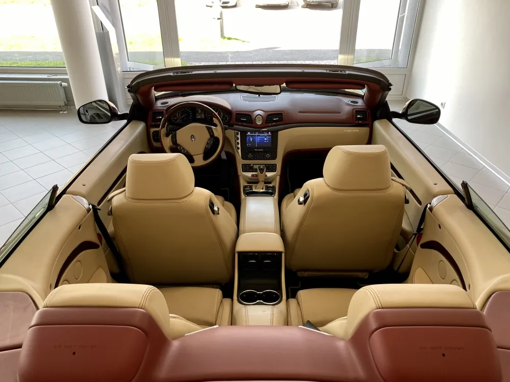 Maserati GranCabrio foto 14