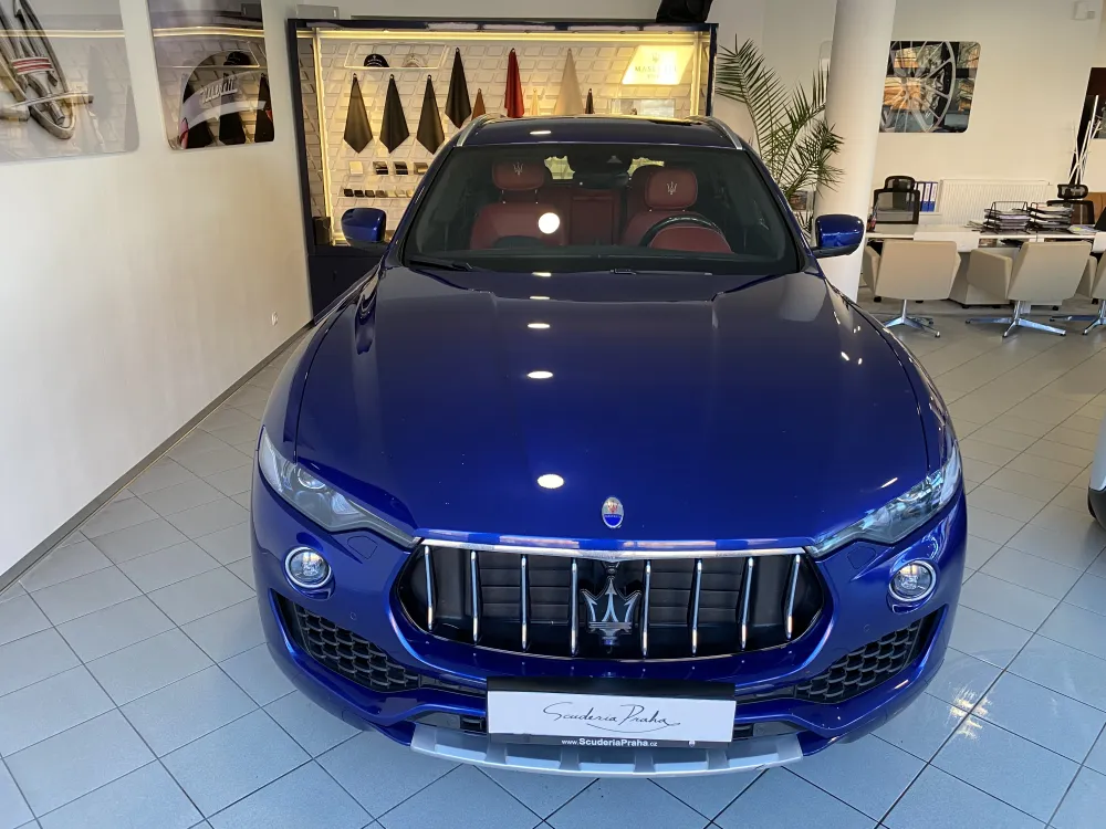 Maserati Levante foto 2