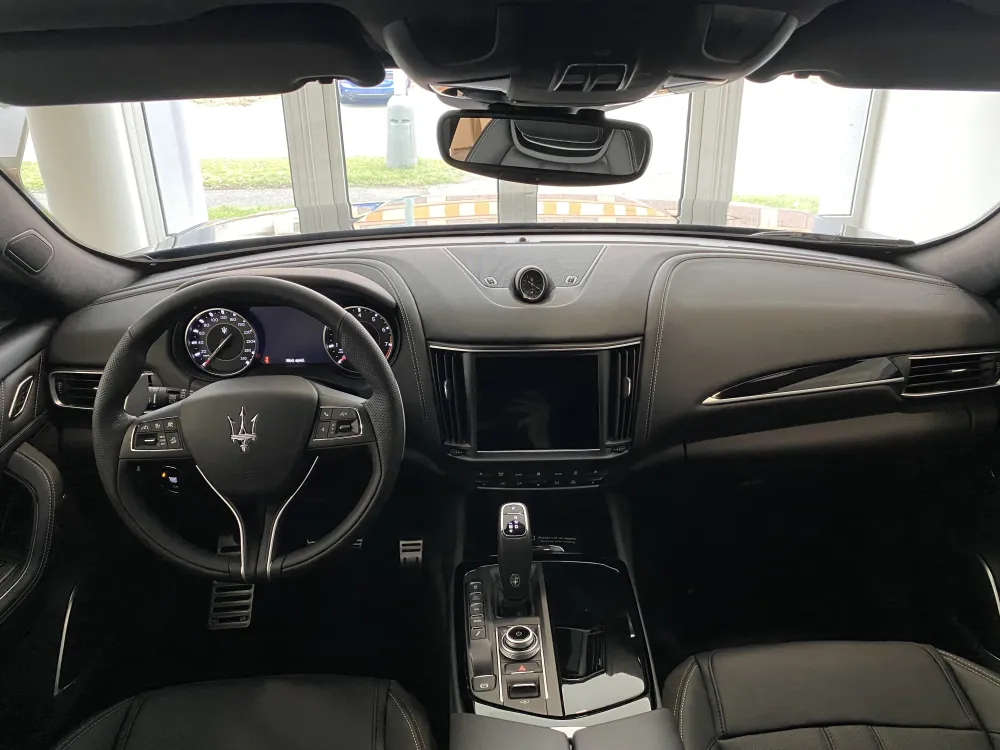 Maserati Levante foto 15