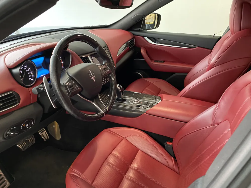 Maserati Levante foto 8