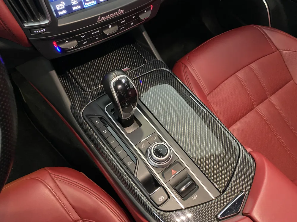 Maserati Levante foto 16