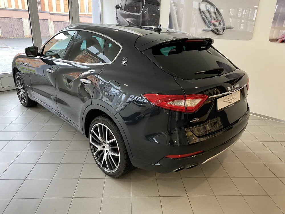 Maserati Levante foto 6