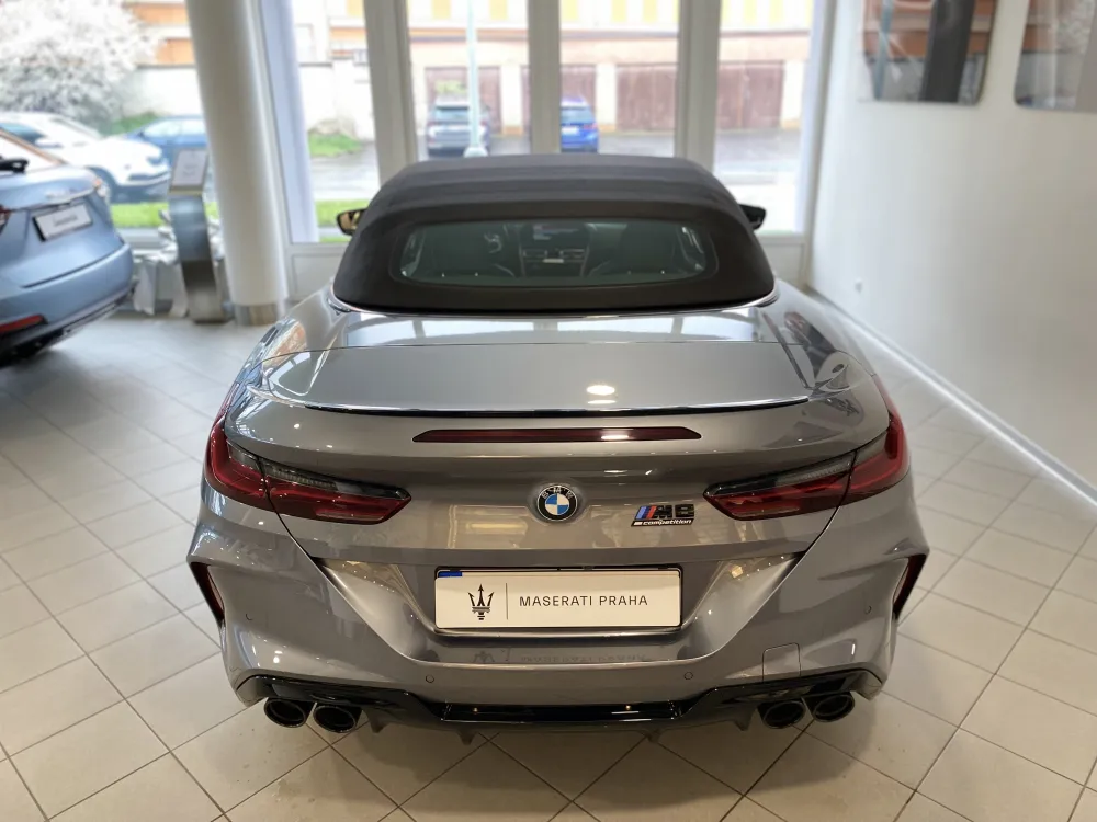BMW M8 foto 7
