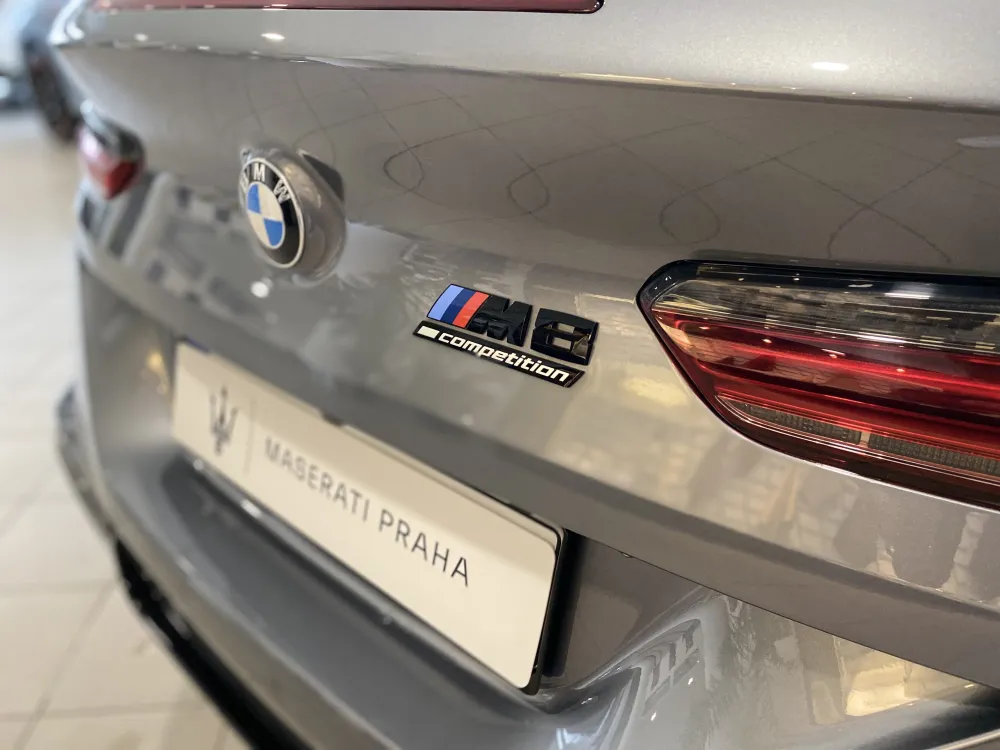 BMW M8 foto 24