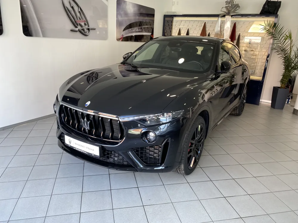 Maserati Levante foto 1