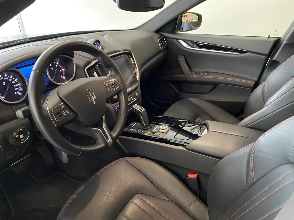 Maserati Ghibli foto 9