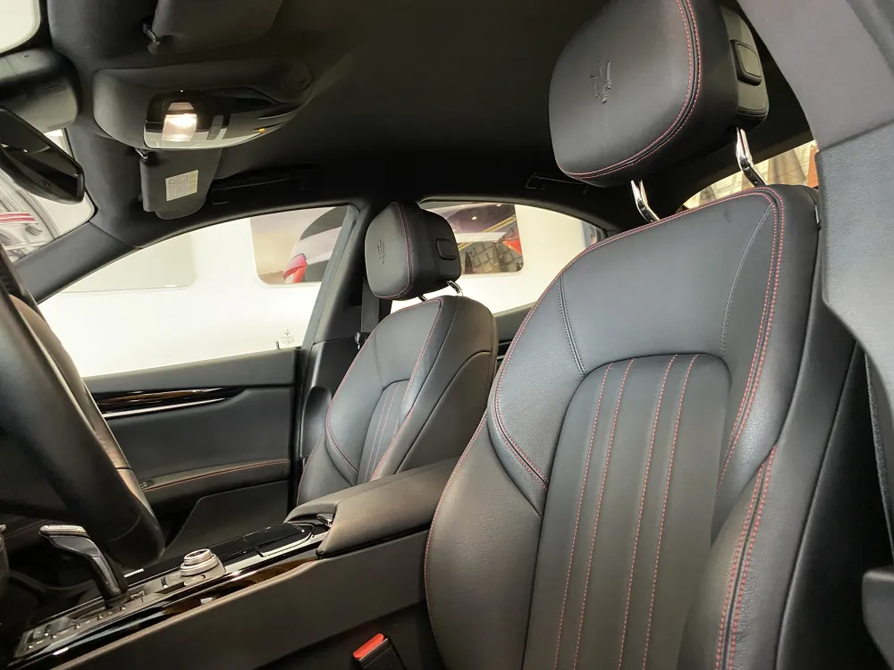 Maserati Ghibli foto 14