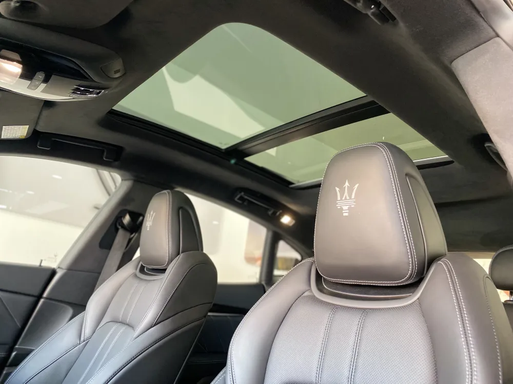 Maserati Levante foto 14