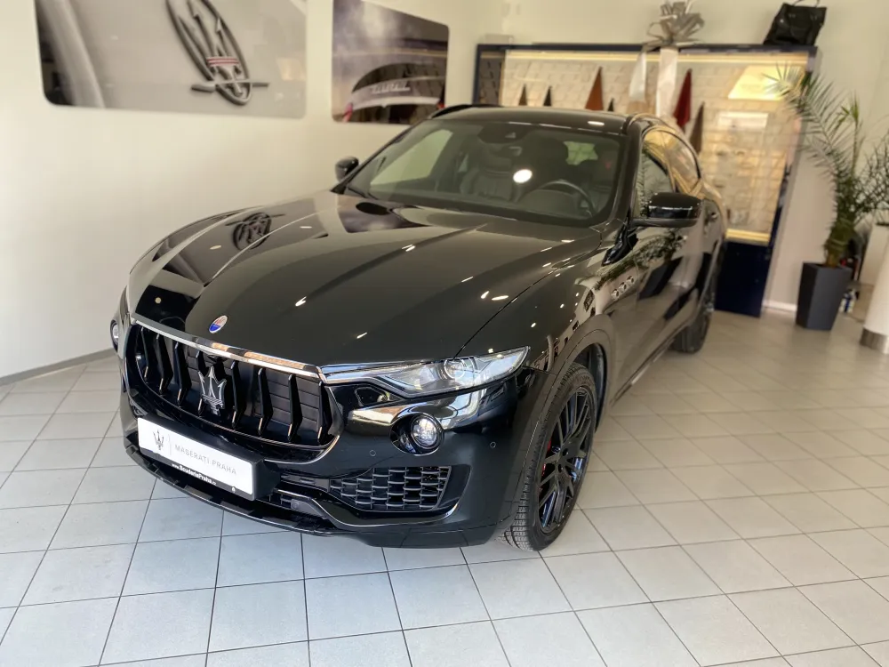 Maserati Levante foto 1