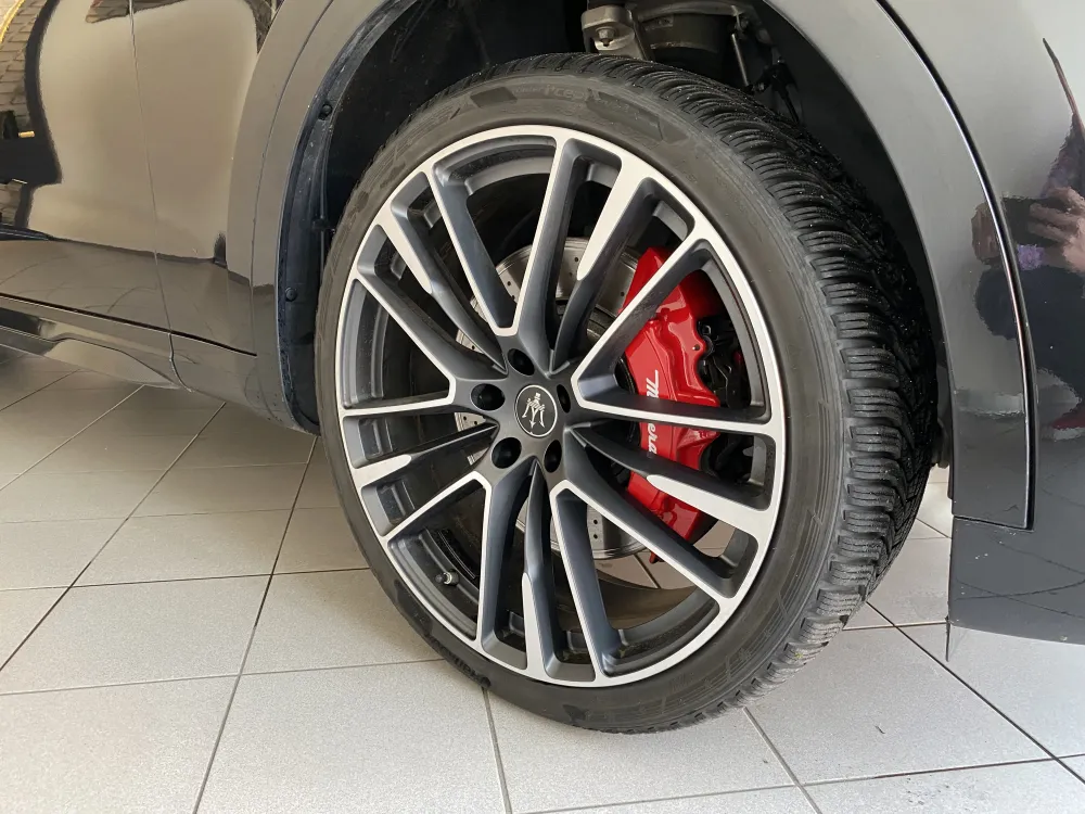 Maserati Levante foto 8