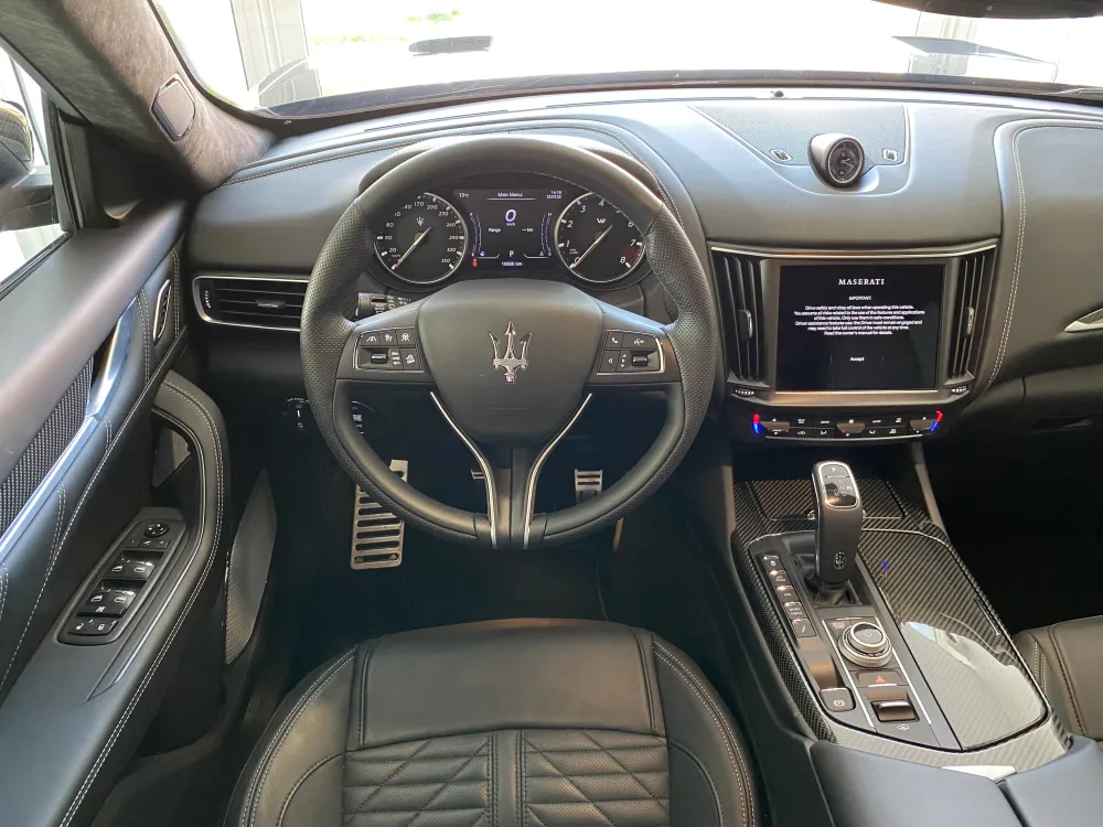 Maserati Levante foto 10