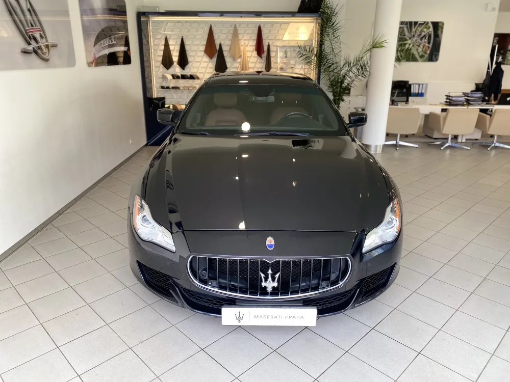 Maserati Quattroporte foto 2