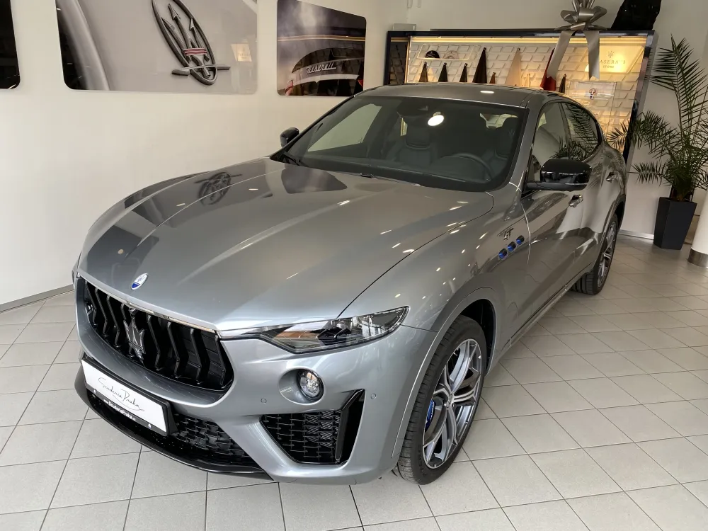 Maserati Levante foto 1