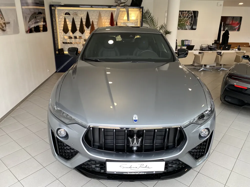 Maserati Levante foto 2