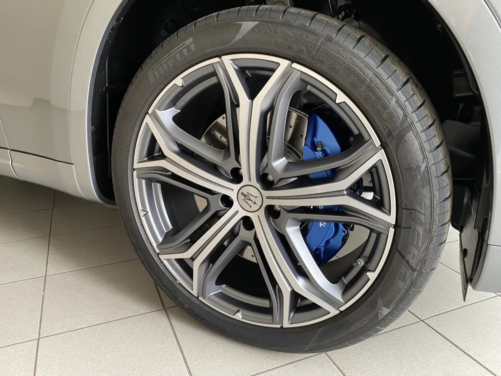 Maserati Levante foto 7