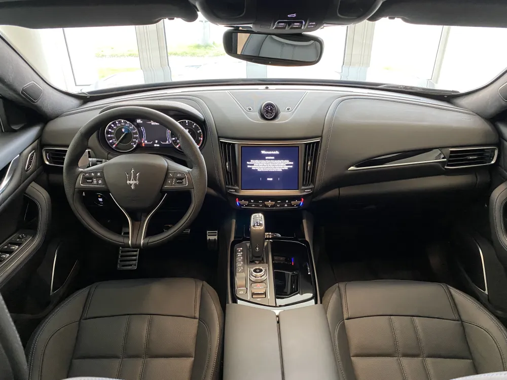 Maserati Levante foto 12