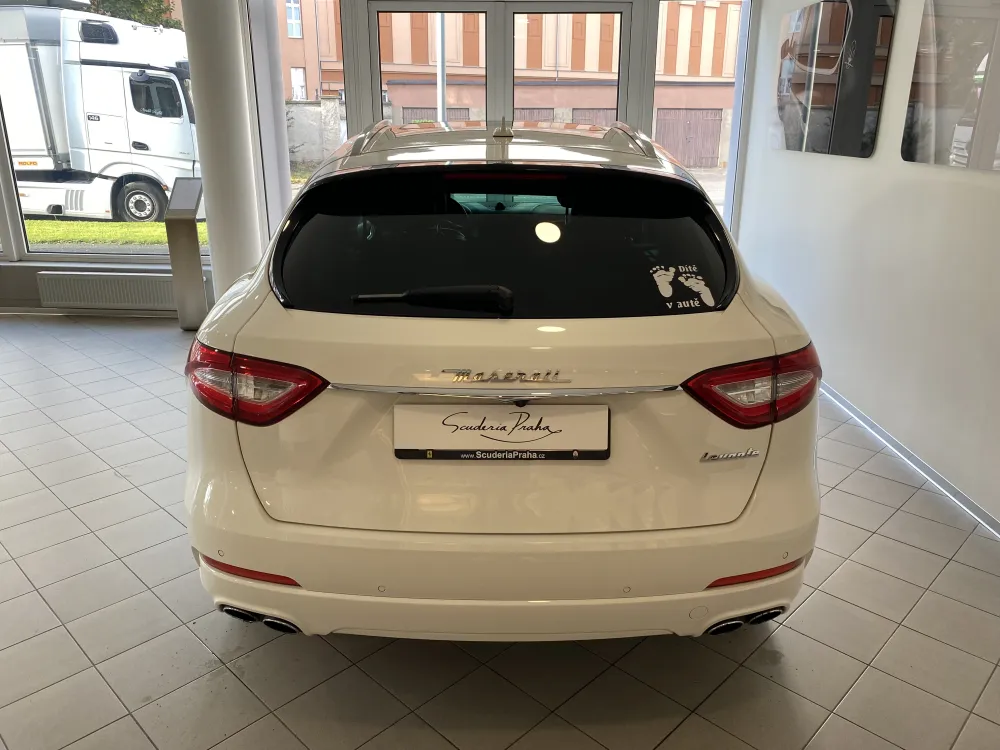 Maserati Levante foto 6