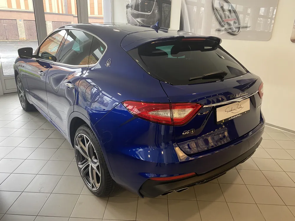 Maserati Levante foto 4