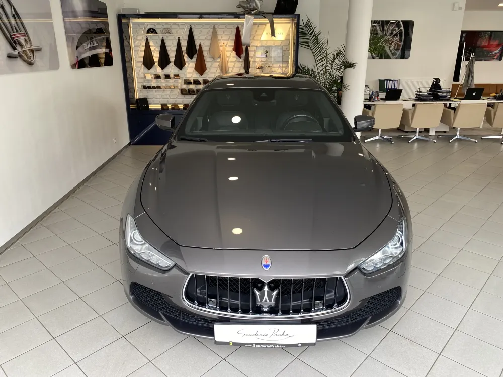 Maserati Ghibli foto 2