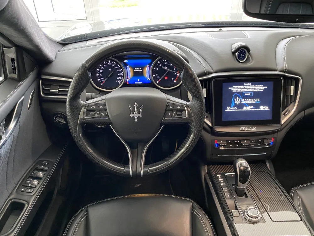 Maserati Ghibli foto 12